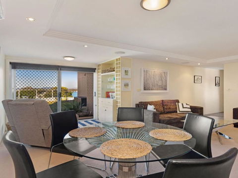 Garden Apartment At Forster Tower - Accommodation in Brisbane 3