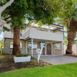 SANTORINI BEACH HOUSE SAFETY BEACH - Accommodation in Brisbane 0