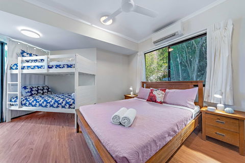 Ambience Of Airlie - Airlie Beach - Accommodation in Brisbane 4