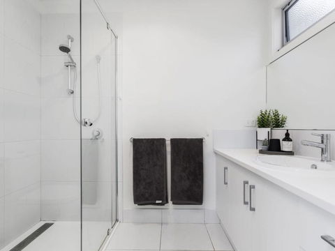 YOU ME & THE SEA BLAIRGOWRIE - Accommodation in Brisbane 2