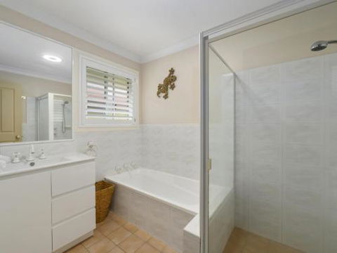 A Villa On 7th - Accommodation in Brisbane 5