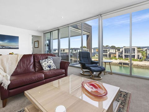 MARINA VIEW - Accommodation in Brisbane 2