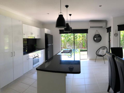 Cooya Beach Ultimate Tropical Getaway - Accommodation in Brisbane 5