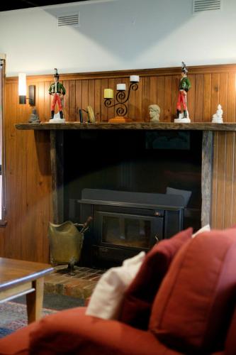 Fergusson Winery Homestead Accomodation - Accommodation in Brisbane 4