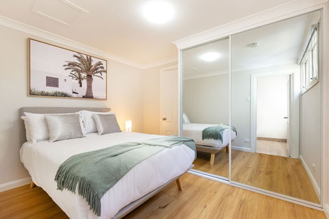 Ultimo 1 Bed. Furnished House W Parking - Accommodation in Brisbane 4