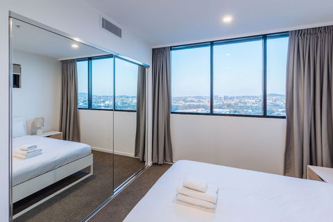 Airtrip Apartments On Deshon St - Accommodation in Brisbane 4