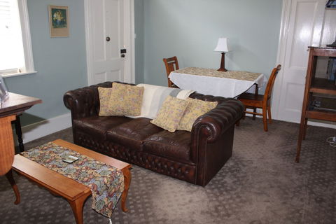 Westbury Gingerbread Cottages - Accommodation in Brisbane 4
