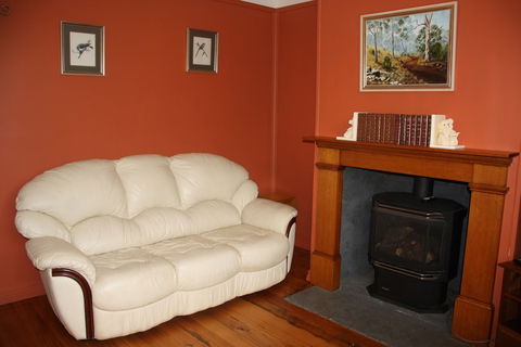 Westbury Gingerbread Cottages - Accommodation in Brisbane 3
