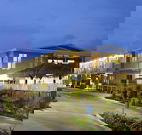 The Coast Motel - Accommodation in Brisbane