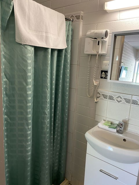 Millers Cottage Motel - Accommodation in Brisbane 6