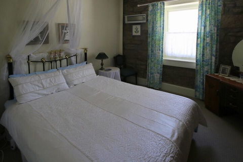 Christopher Halls Colonial Accommodation - Accommodation in Brisbane 2