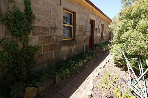 Christopher Halls Colonial Accommodation - Accommodation in Brisbane 0