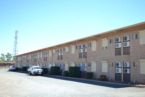 The Lodge Motel - Accommodation in Brisbane 1