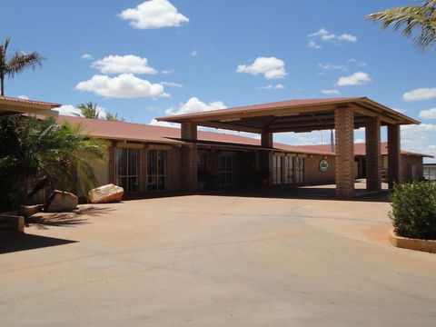 The Lodge Motel - Accommodation in Brisbane 2