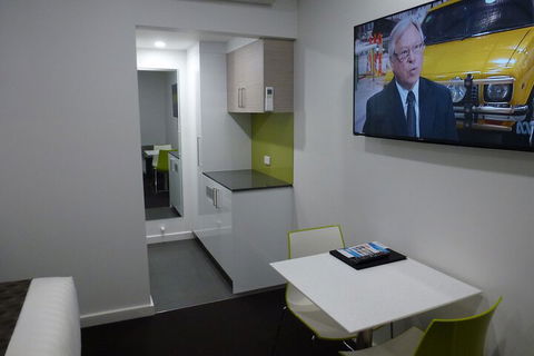 Golden Chain Tower Motor Inn - Accommodation in Brisbane 5