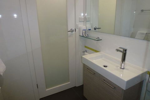 Golden Chain Tower Motor Inn - Accommodation in Brisbane 7