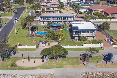 Lakeside Holiday Apartments Merimbula - Accommodation in Brisbane 2