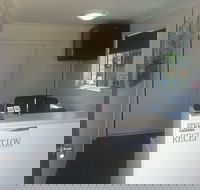 Emerald Park Motel - Accommodation in Brisbane