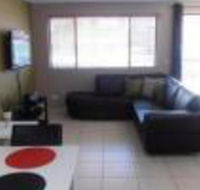 Beachside Court Holiday Apartments - Accommodation in Brisbane