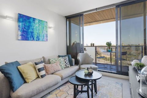 LAURENT Views Of MCG & Yarra River + Fed Square - Accommodation in Brisbane 0