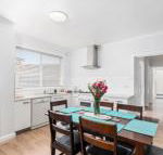 Wattle Grove Villa - Accommodation in Brisbane