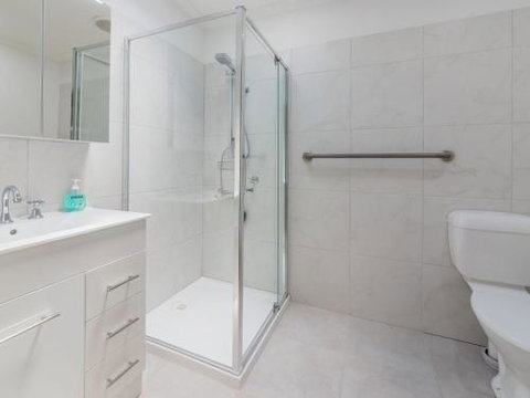 DRIFTAWAY ACROSS FROM SURF BEACH - Accommodation in Brisbane 5