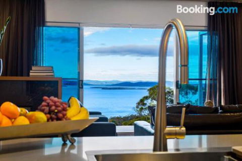 Tinderbox Retreat - Accommodation in Brisbane 3