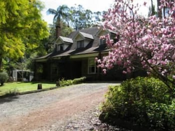 Curtis Falls Apartment - Accommodation in Brisbane 0