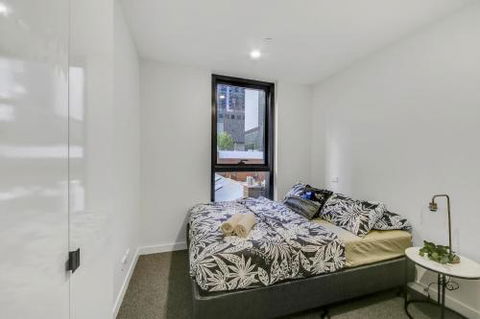 A Modern 2BR Apt 5 Min Walk To Melbourne Central - Accommodation in Brisbane 3