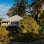 Stunning Queenslander - Accommodation in Brisbane 0