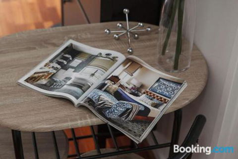 Heart Of Sandringham Apartment By Ready Set Host - Accommodation in Brisbane 5