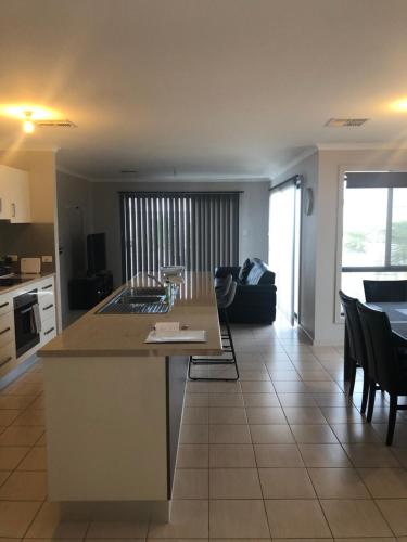 The Baltimore Family Home Getaway - Accommodation in Brisbane 5