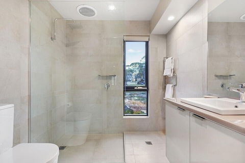 Black Out - Accommodation in Brisbane 2