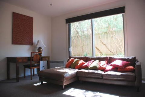 SURF Side SECRET INVERLOCH - Accommodation in Brisbane 1