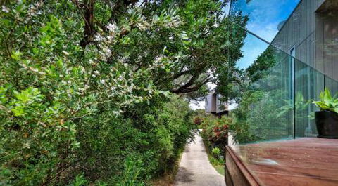 SURF Side SECRET INVERLOCH - Accommodation in Brisbane 6