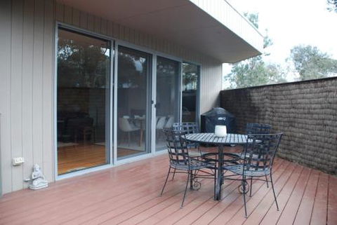 SURF Side SECRET INVERLOCH - Accommodation in Brisbane 4