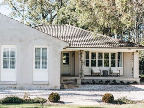 KIRRIEMUIR Burradoo Southern Highlands 4pm Check Out Sunday - Accommodation in Brisbane 0