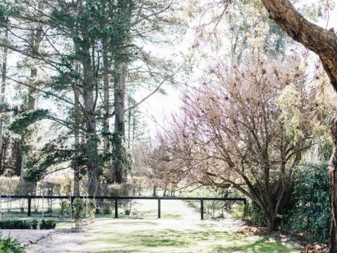 KIRRIEMUIR Burradoo Southern Highlands 4pm Check Out Sunday - Accommodation in Brisbane 1