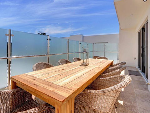 Rosalea By The Bay - Accommodation in Brisbane 3