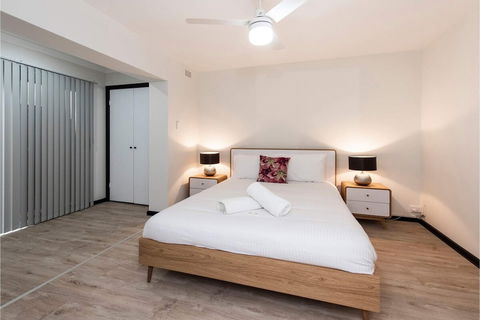 Convenient 1BR Apartment Close To Foreshore & Cbd - Accommodation in Brisbane 2
