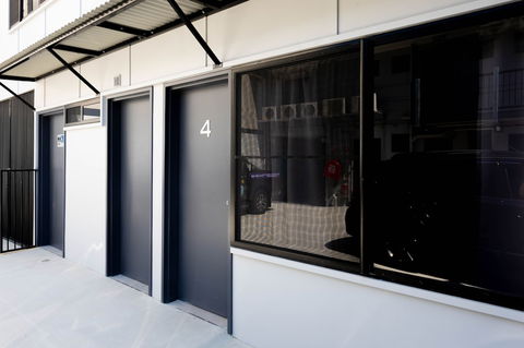 Airlie Sun & Sand Accommodation Studio 1 - Accommodation in Brisbane 4