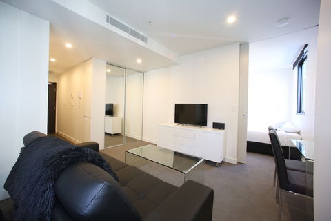 Arena On The Beach - Accommodation in Brisbane 4