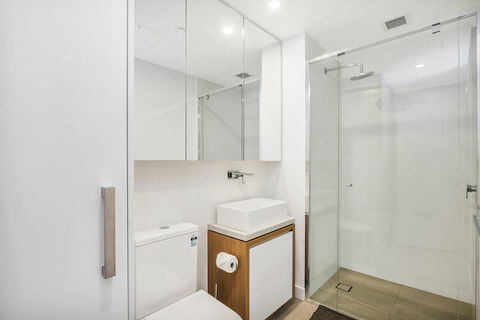 FV Iconic Designer APT, Parking, Near CBD Qfv147-14 - Accommodation in Brisbane 4