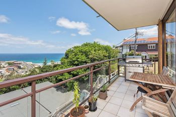 Amazing Tamarama Views H349 - Accommodation in Brisbane 2