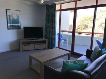 FATHOMS 19 - Accommodation in Brisbane 0