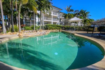 Resort Apartment On Salt Beach 6318 - Accommodation in Brisbane 1