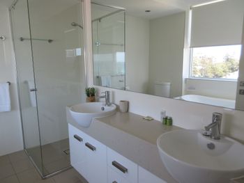 Eden - Accommodation in Brisbane 3