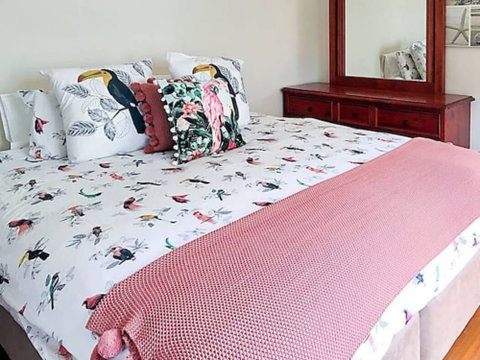 Sun, Beach, Shops, Wifi, Netflix - Accommodation in Brisbane 1