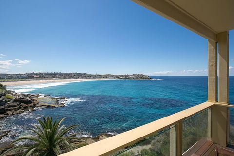 Ultimate Bondi Escape - Accommodation in Brisbane 5