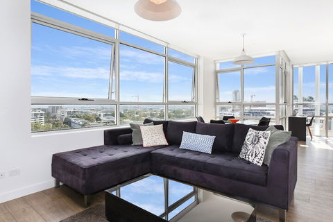 As The Sun Sets - Accommodation in Brisbane 6